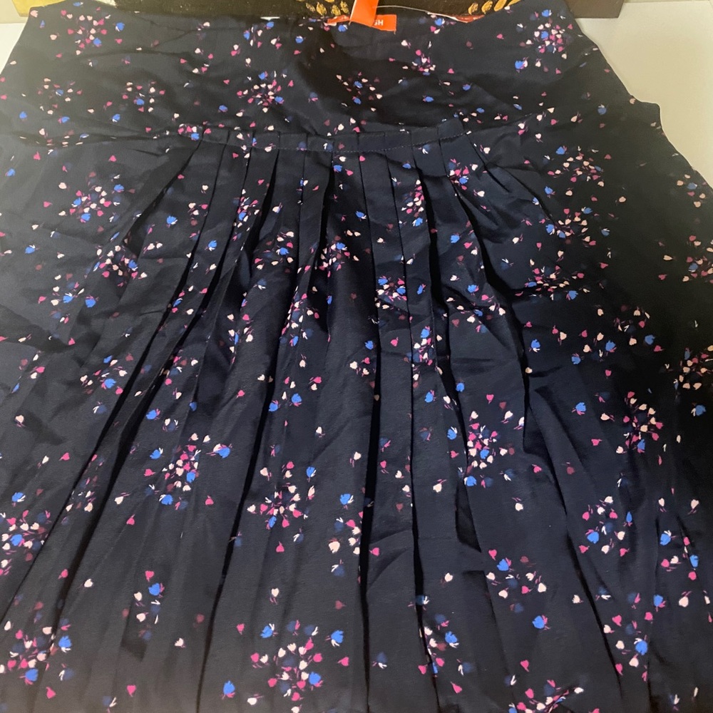 Floral platted skirt